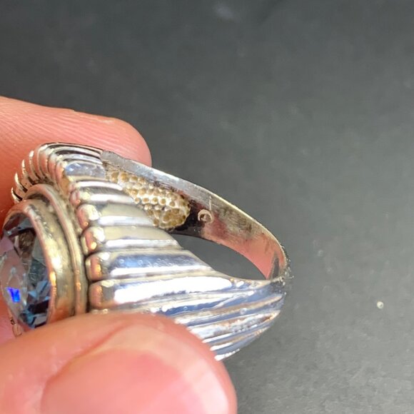 VTG Sterling Silver 925 Blue Topaz Bezel Set Textured Ridged Border Size 8.25 - Picture 9 of 13